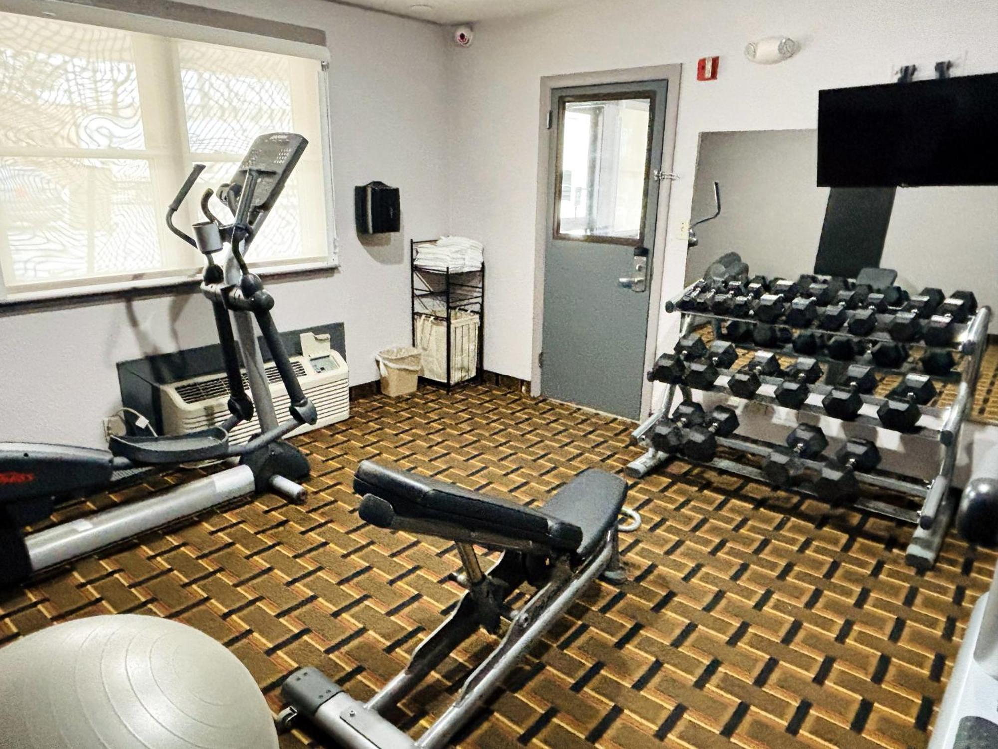 Quality Inn Raynham - Taunton Екстер'єр фото