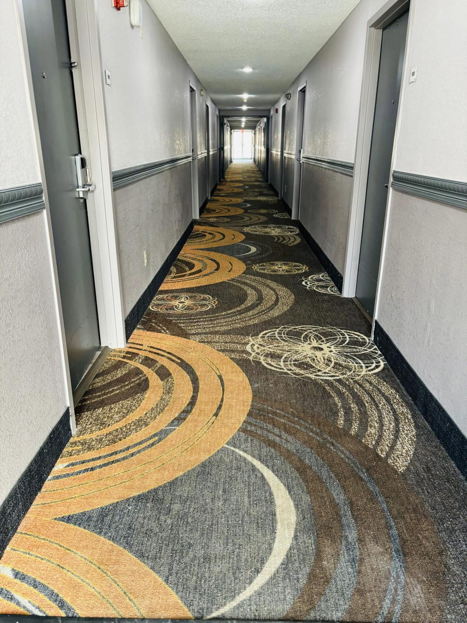 Quality Inn Raynham - Taunton Екстер'єр фото