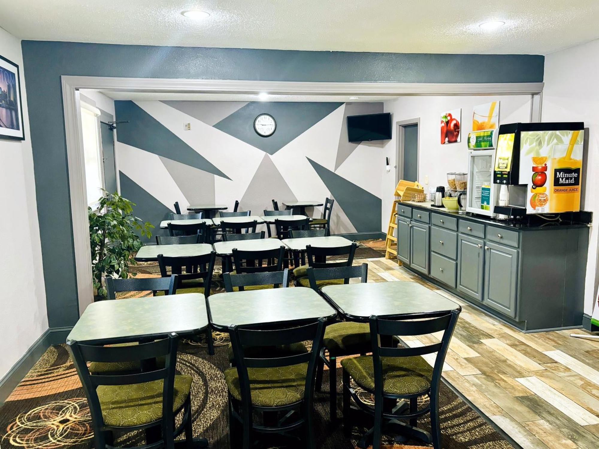 Quality Inn Raynham - Taunton Екстер'єр фото