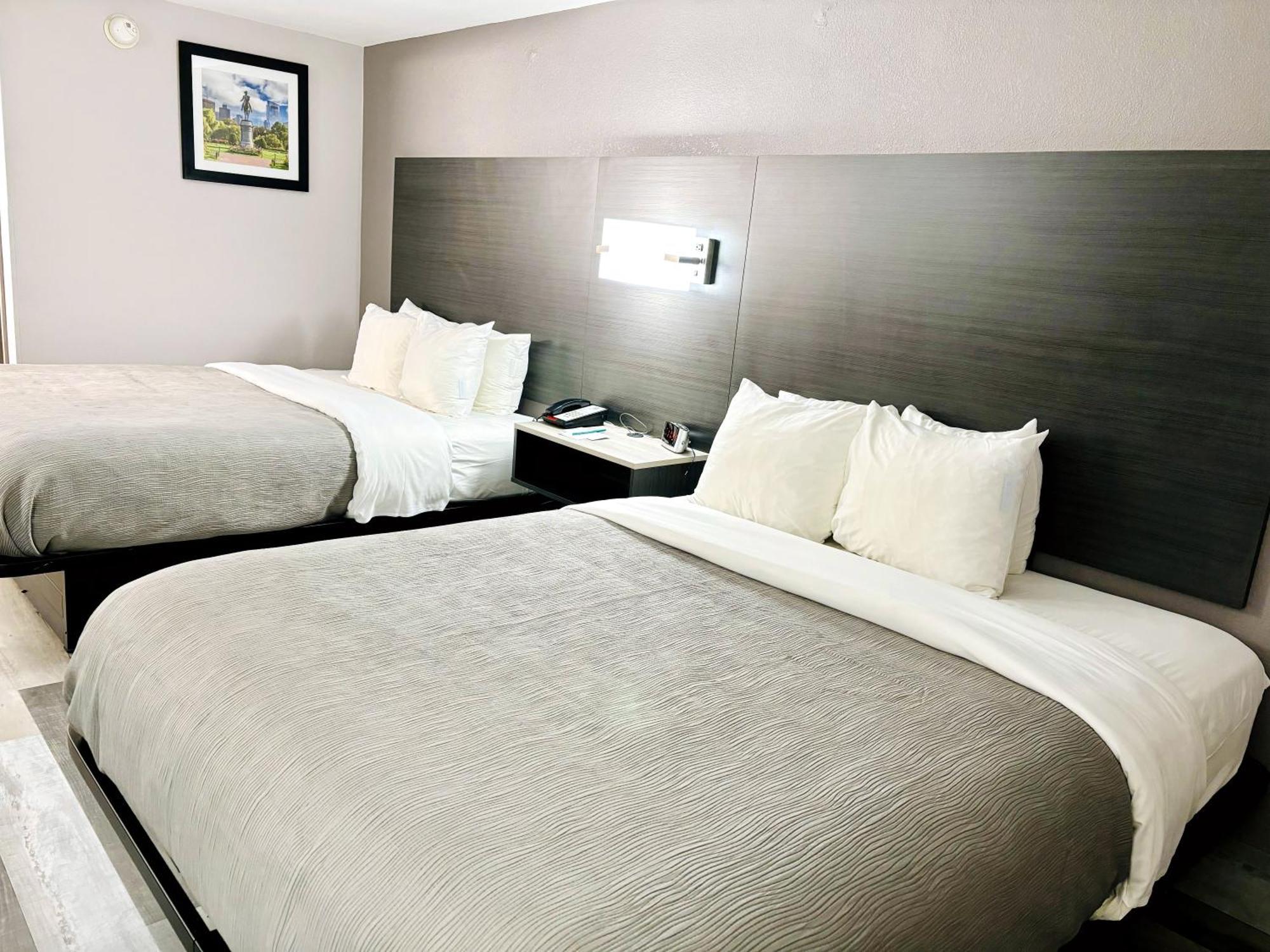 Quality Inn Raynham - Taunton Екстер'єр фото